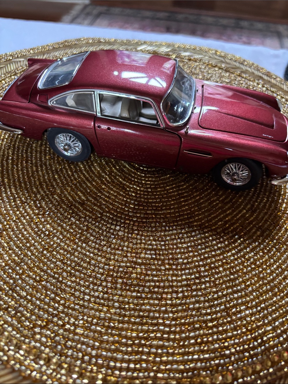 1964 Aston Martin diecast car